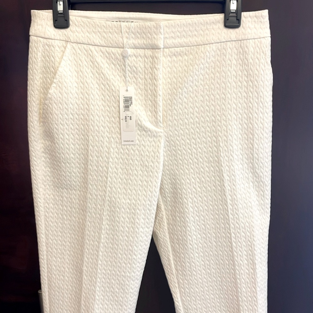 Trina Turk NEVER WORN white adorable pants.